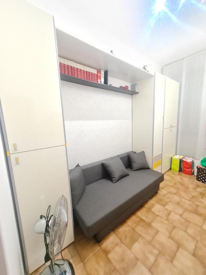 Niguarda - Palanzone Cozy 2Broom Apartment ミラノ エクステリア 写真